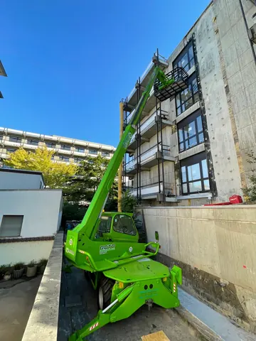 Zusätzlicher Rettungsweg durch einen Fluchttreppenturm – Projektansicht 4