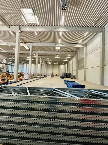 Kompletter Neuaufbau der Lagerlogistik mit 1.800 Palettenplätzen – Projektansicht 1