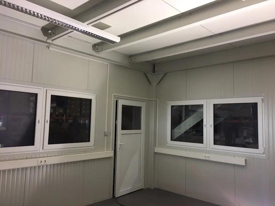 Modulräume/Hallenbüros – Bild 13