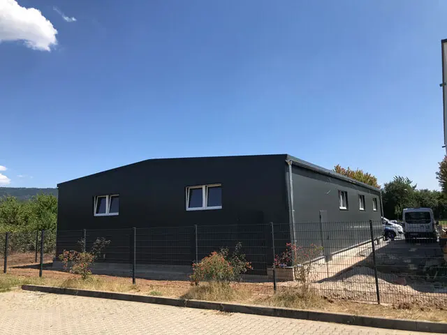 Stahlskeletthallen – Bild 23