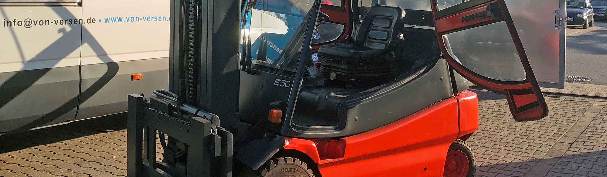 Gabelstapler für innerbetrieblichen Transport